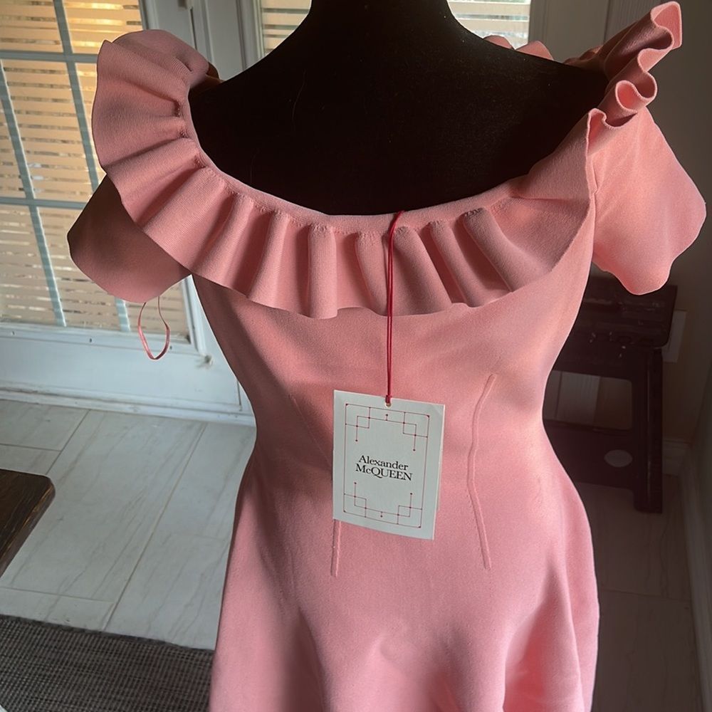 Alexander McQueen Off the Shoulder Skater Dress NWT - Picture 4 of 8